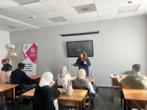 24.03 В "АЛГОРИТМ-С" в группе иностранных студентов провел занятие культуролог