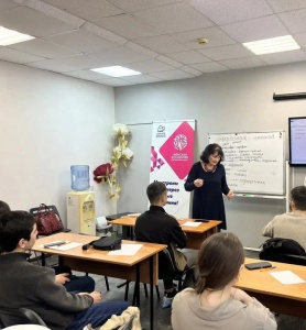 15.03 В "АЛГОРИТМ-С" продолжается обучение русскому языку как иностранному