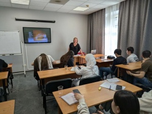 05.04 АЛГОРИТМ-С продолжает обучение русскому языку как иностранному