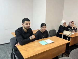 12.03 В "АЛГОРИТМ-С" продолжается обучение русскому языку как иностранному