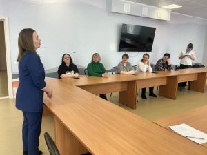 Семинар «Секреты общения: как договориться с кем угодно» прошел в Каргате