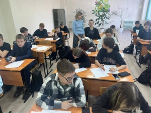 Вне плена интернет-сети в Искитиме: мастер-класс и арт-терапия