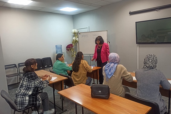 01.03 УКЦ «АЛГОРИТМ-С» продолжает обучение русскому языку как иностранному