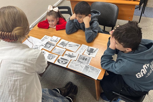 14.02 УКЦ «АЛГОРИТМ-С» продолжает обучение русскому языку как иностранному