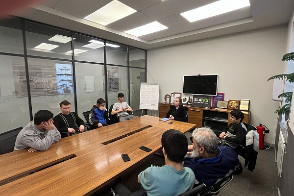 20.03 УКЦ «АЛГОРИТМ-С» продолжает обучение русскому языку как иностранному