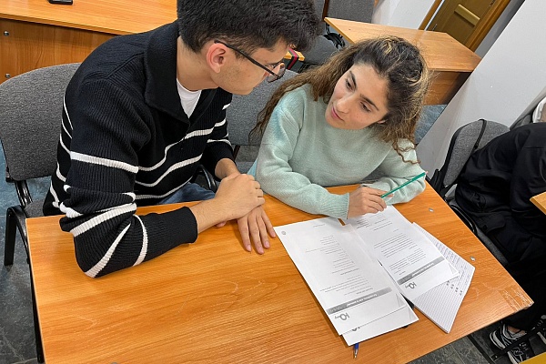 08.11 УКЦ «АЛГОРИТМ-С» продолжает обучение русскому языку как иностранному