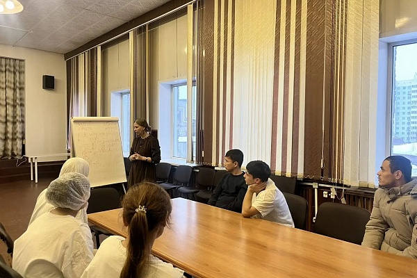 10.03 АЛГОРИТМ-С продолжает обучение русскому языку как иностранному