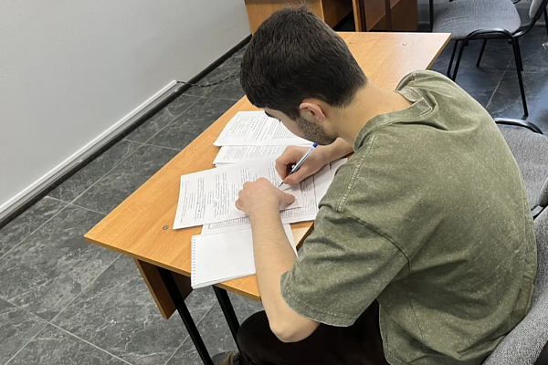 15.02 В "АЛГОРИТМ-С" продолжается обучение русскому языку как иностранному