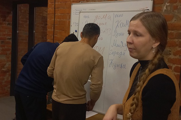 05.12 УКЦ «АЛГОРИТМ-С» продолжает обучение русскому языку как иностранному