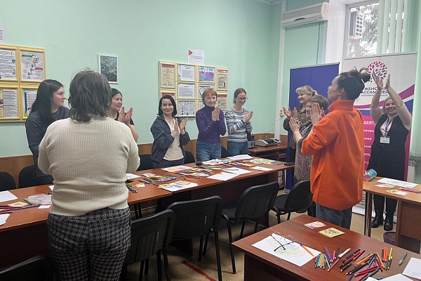 Тренинг по арт-терапии провели в с. Кыштовка