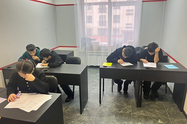 23.11 В "АЛГОРИТМ-С" продолжается обучение русскому языку как иностранному для детей