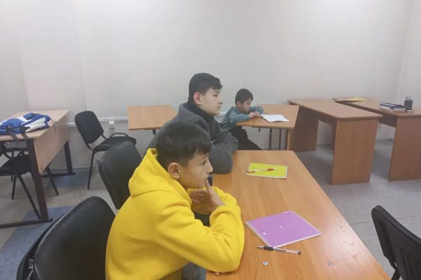 13.12 В "АЛГОРИТМ-С" продолжается обучение русскому языку как иностранному для детей