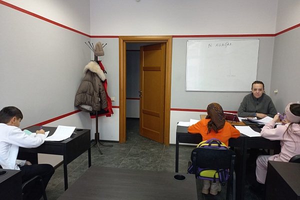 16.11 В "АЛГОРИТМ-С" продолжается обучение русскому языку как иностранному для детей