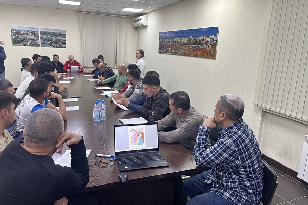 26.11 Прошло тематическое занятие, посвященное Дню матери