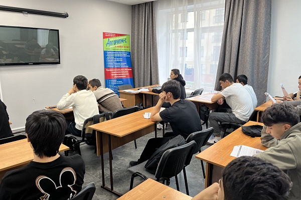 19.10 УКЦ «АЛГОРИТМ-С» продолжает обучение русскому языку как иностранному