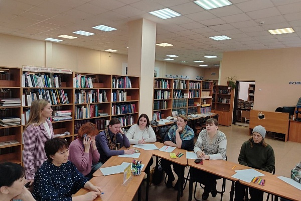 Тренинг по арт-терапии провели в с. Северное