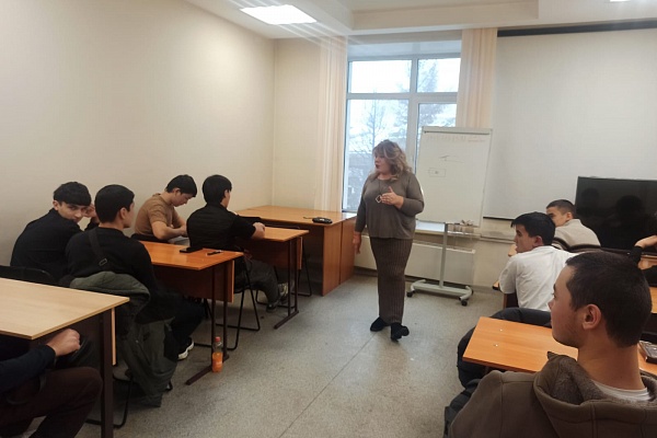 22.11 УКЦ «АЛГОРИТМ-С» продолжает обучение русскому языку как иностранному