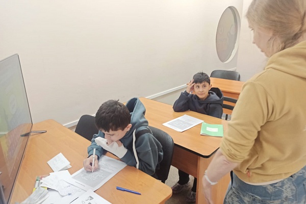 28.02 УКЦ «АЛГОРИТМ-С» продолжает обучение русскому языку как иностранному