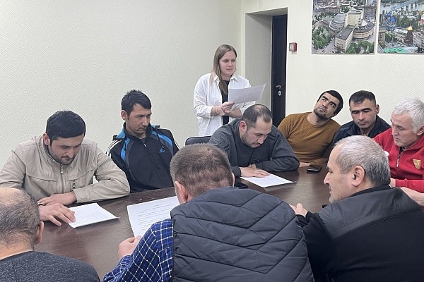 26.11 Прошло тематическое занятие, посвященное Дню матери