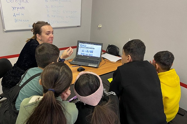 06.12 В "АЛГОРИТМ-С" продолжается обучение русскому языку как иностранному для детей