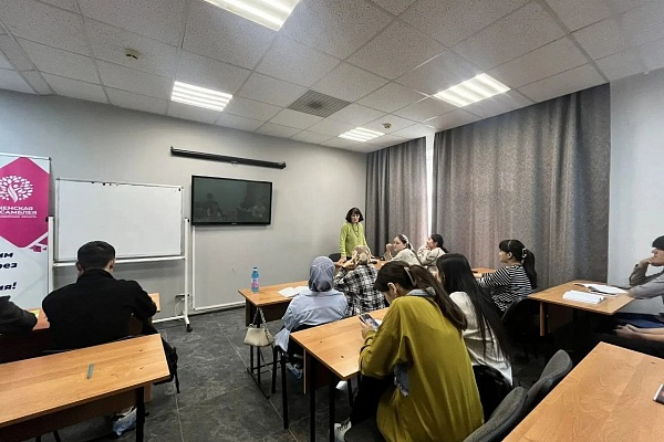 28.03 В "АЛГОРИТМ-С" продолжается обучение русскому языку как иностранному