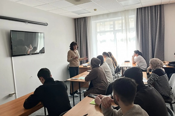 20.04 В "АЛГОРИТМ-С" продолжается обучение русскому языку как иностранному