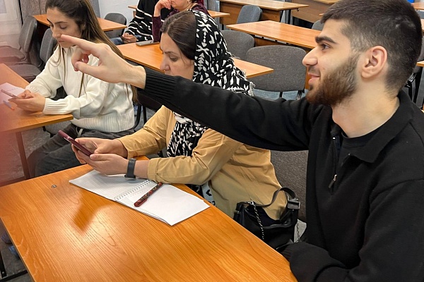 08.02 УКЦ «АЛГОРИТМ-С» продолжает обучение русскому языку как иностранному