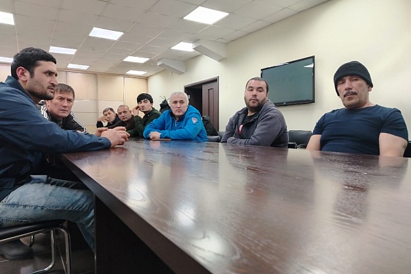 12.02 УКЦ «АЛГОРИТМ-С» продолжает обучение русскому языку как иностранному