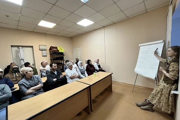 05.03 АЛГОРИТМ-С продолжает обучение русскому языку как иностранному