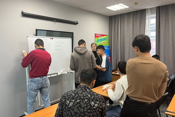 18.10 АНО ДПО «УКЦ «АЛГОРИТМ-С» продолжает обучение русскому языку как иностранному