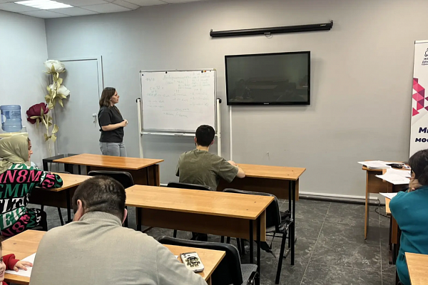 07.02 В "АЛГОРИТМ-С" продолжается обучение русскому языку как иностранному