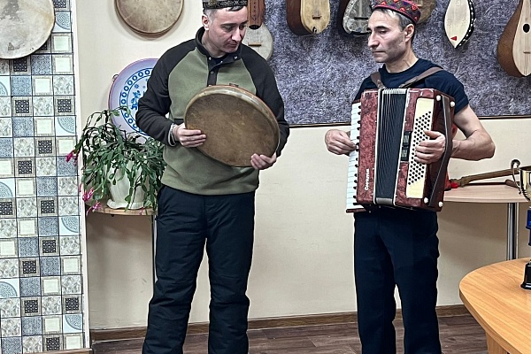 Готовимся к Новому году вместе с НРОО по содействию социально-правовой адаптации народов Памира