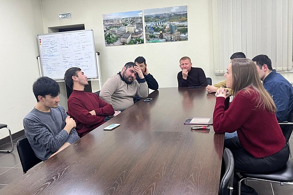 31.01 УКЦ «АЛГОРИТМ-С» продолжает обучение русскому языку как иностранному