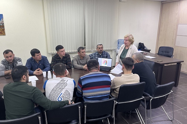 26.11 Прошло тематическое занятие, посвященное Дню матери