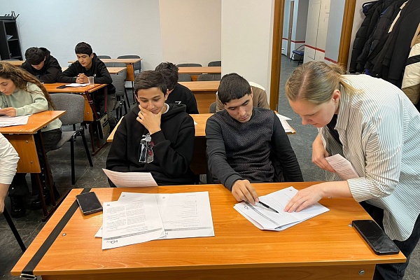 09.11 УКЦ «АЛГОРИТМ-С» продолжает обучение русскому языку как иностранному