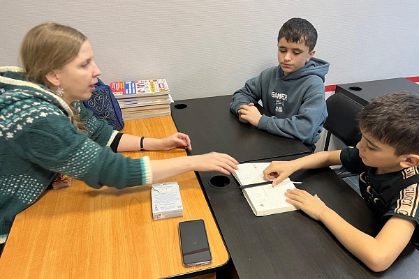 07.02 УКЦ «АЛГОРИТМ-С» продолжает обучение русскому языку как иностранному