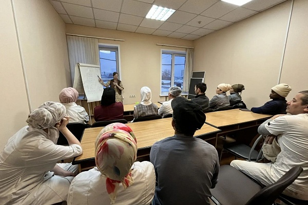 05.03 АЛГОРИТМ-С продолжает обучение русскому языку как иностранному