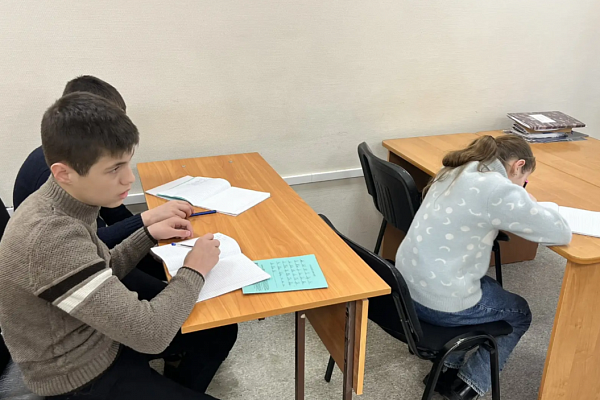 08.02 В "АЛГОРИТМ-С" продолжается обучение русскому языку как иностранному для детей