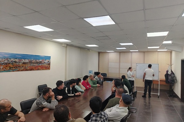 04.12 УКЦ «АЛГОРИТМ-С» продолжает обучение русскому языку как иностранному