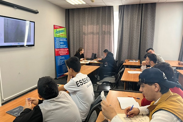 28.09 АНО ДПО «УКЦ «АЛГОРИТМ-С» продолжает обучение русскому языку как иностранному