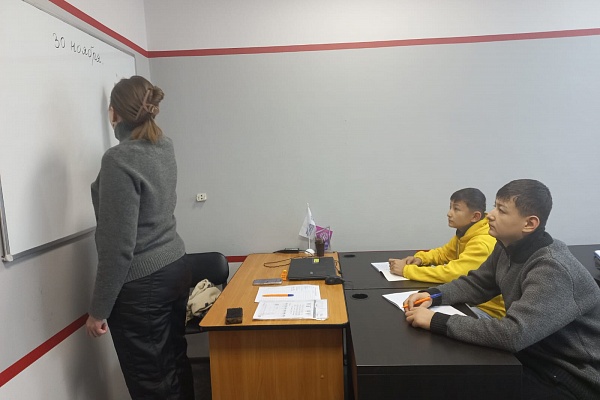 30.11 В "АЛГОРИТМ-С" продолжается обучение русскому языку как иностранному для детей